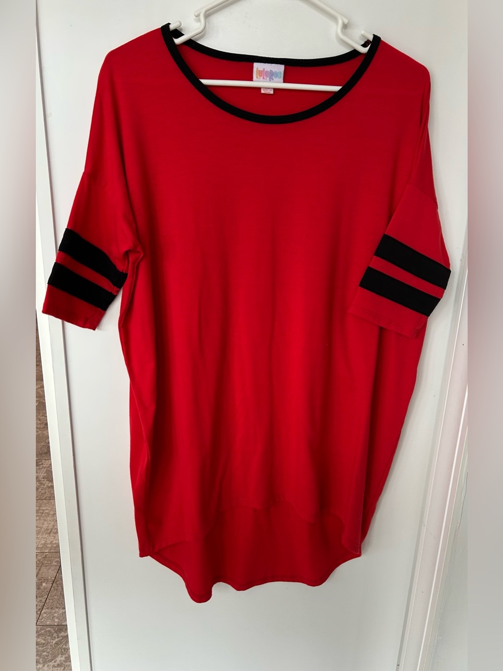 LuLaRoe Irma Tunic Top - Size XS (Oversized Fit)